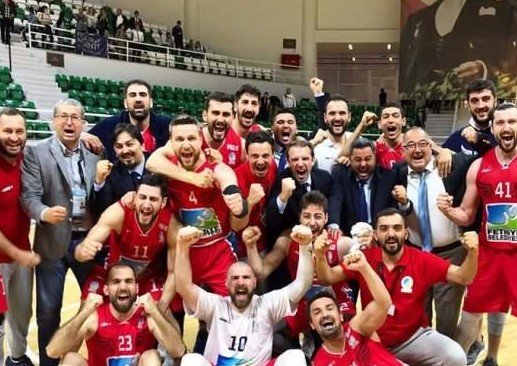 Galatasaray’dan Sonra Beşiktaş’ı da Mağlup Etti