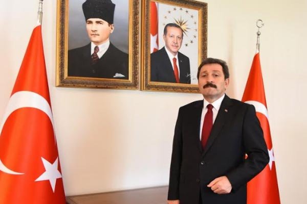 Vali Tavlı’dan Öğretmenler Günü Mesajı