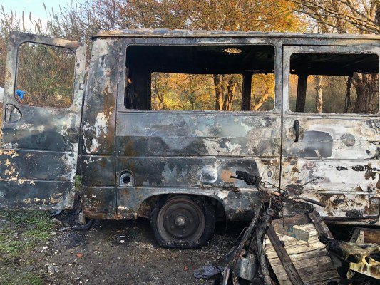 Yanan Minibüste Hayatını Kaybetti