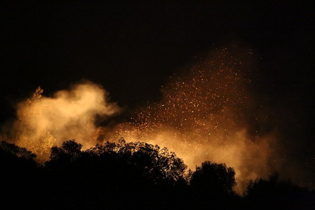 Bodrum Belediyesi Yangın Yerinde Mücadeleyi Sürdürüyor