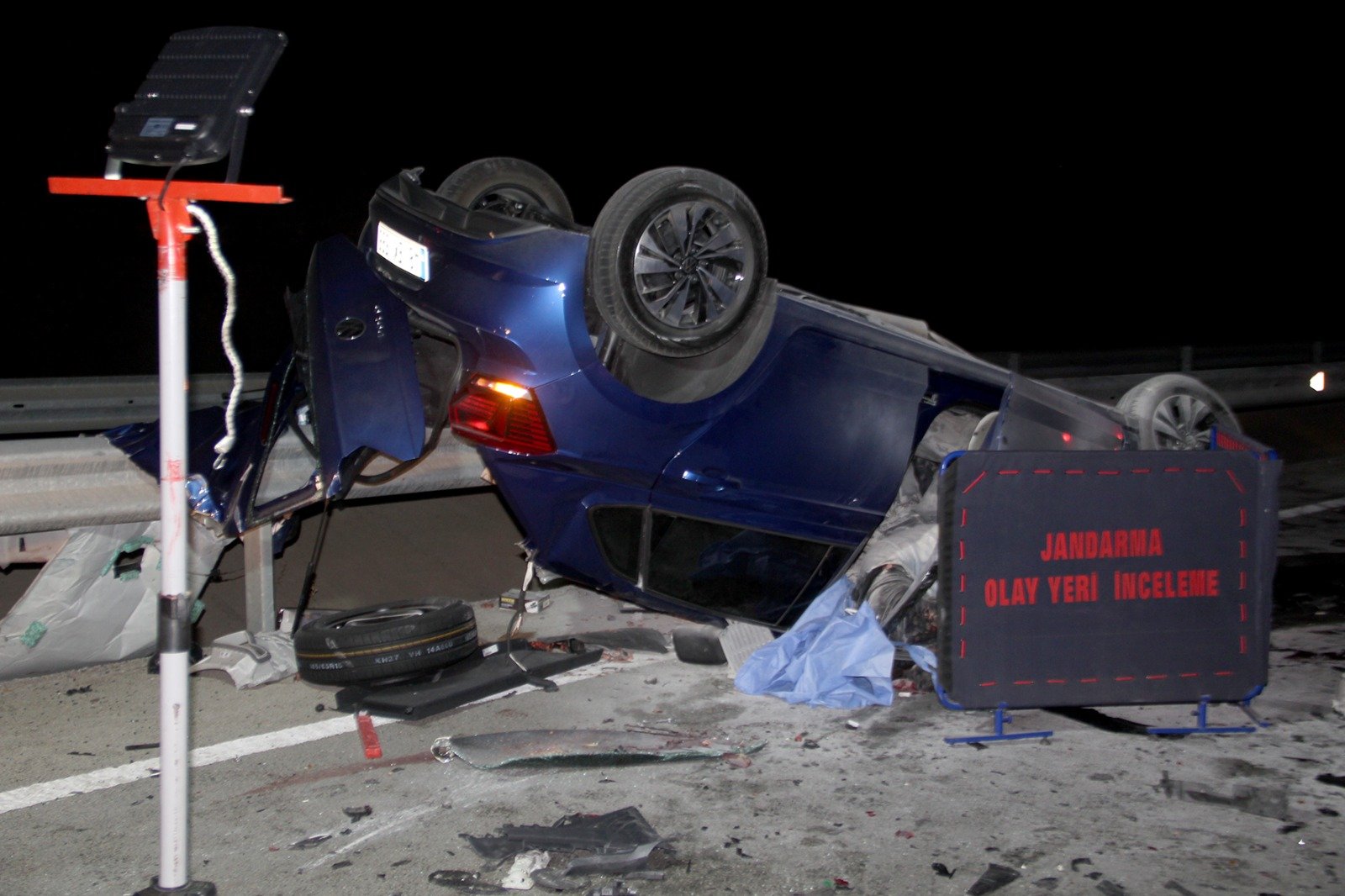 KAMYONA  ARKADAN ÇARPTI, 1 ÖLÜ