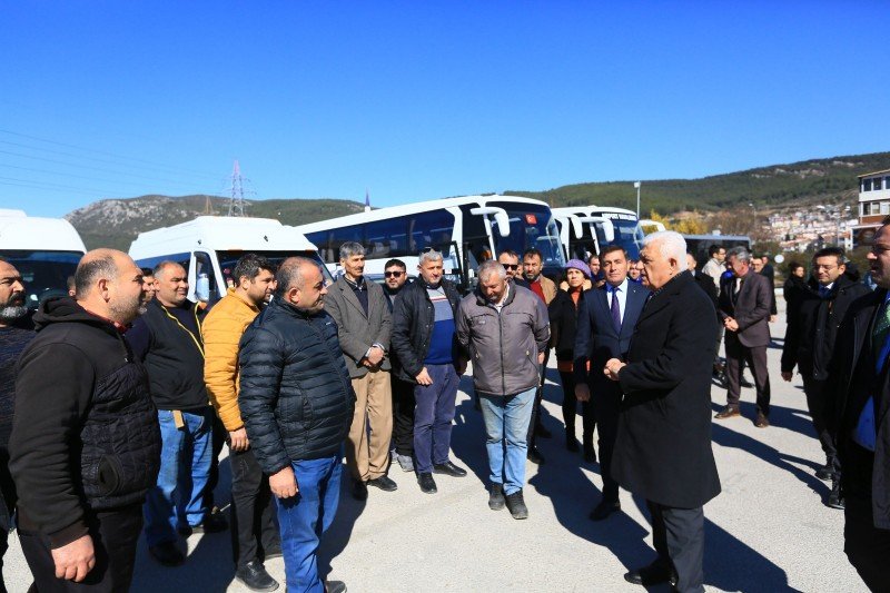 Büyükşehir, Depremzedeleri Muğla’ya Getiriyor