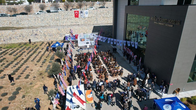 100.Yıl Gıda Analiz Laboratuvarı Açıldı